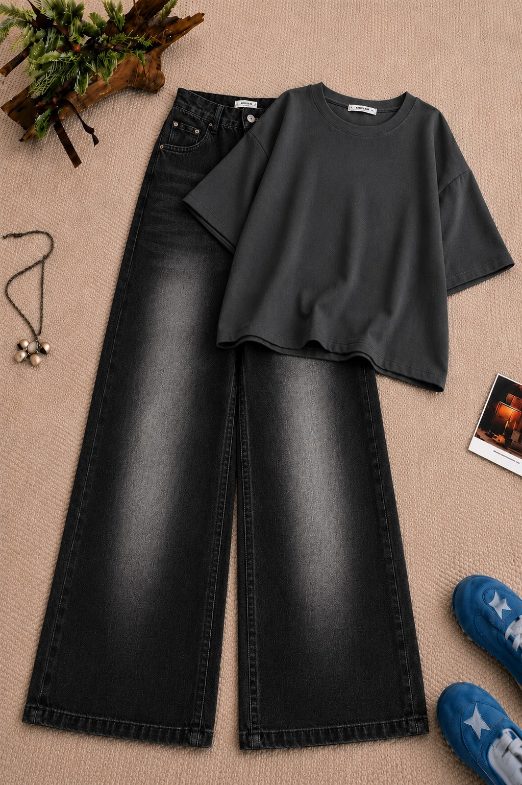 Grey Baggy Drop Shoulder Tee & Black Vintage Baggy Jeans