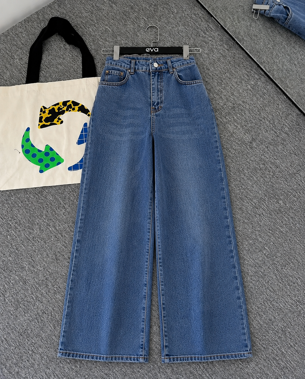 Midblue Wide Leg Jeans