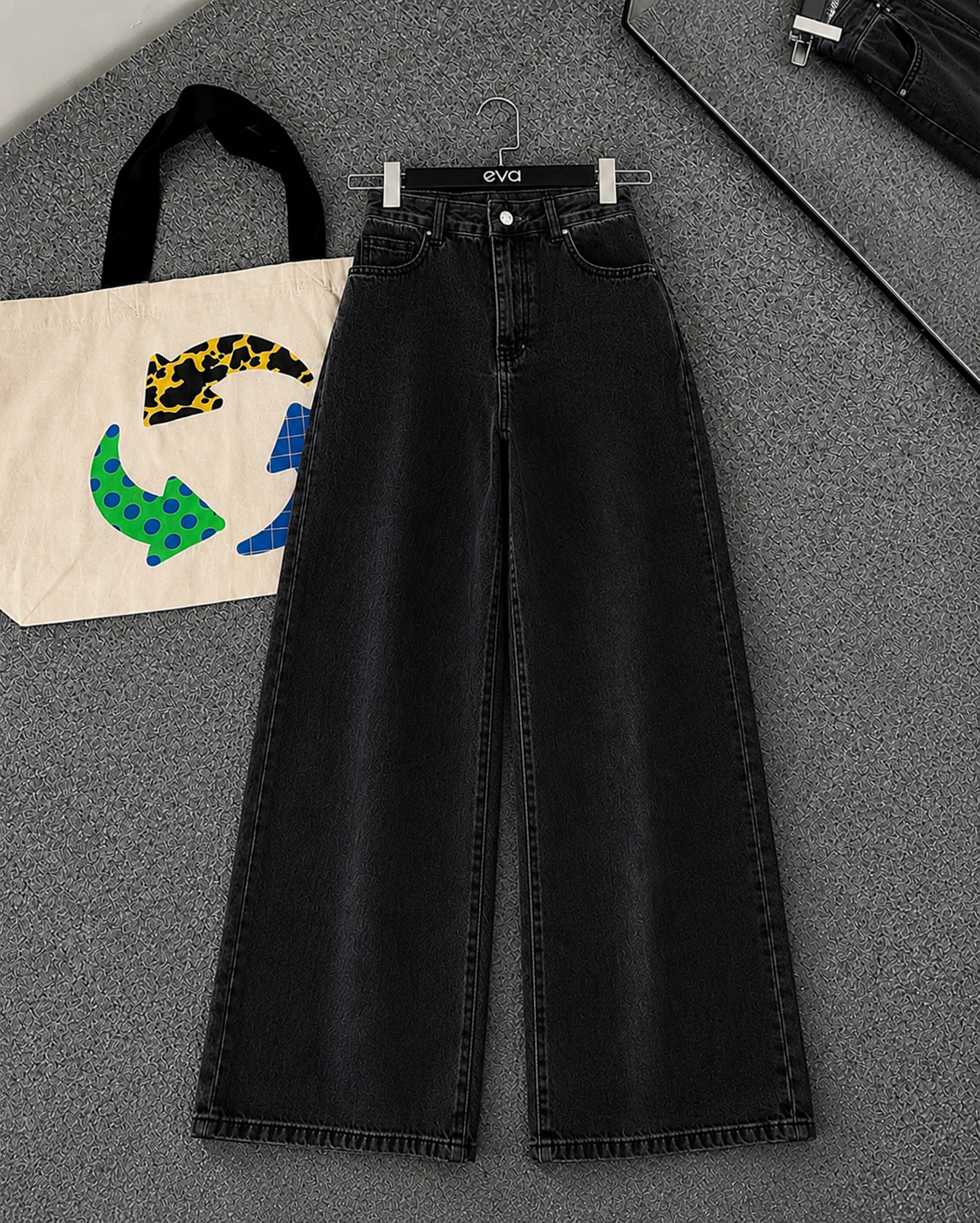 Black Wide Leg Jeans